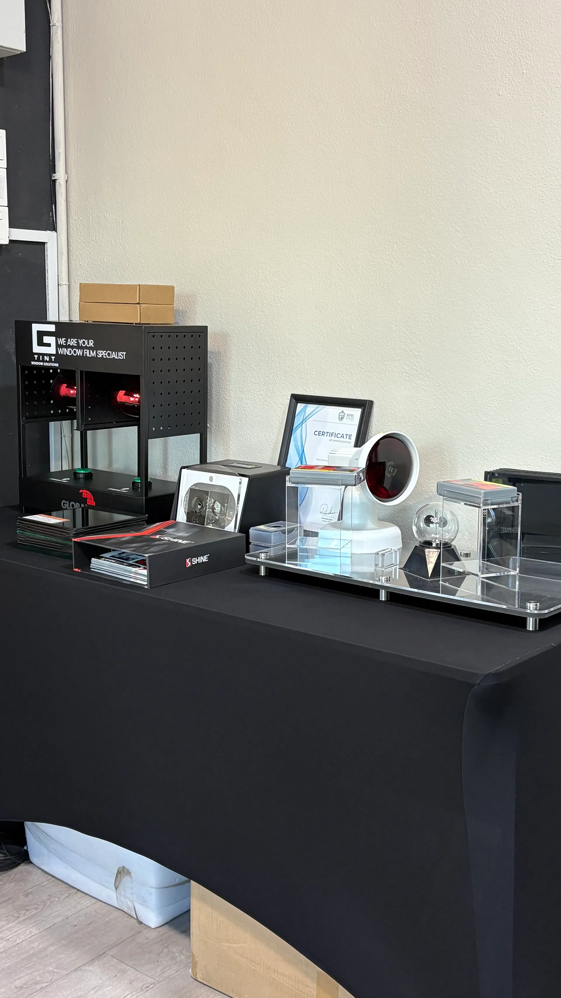 GTint office workspace